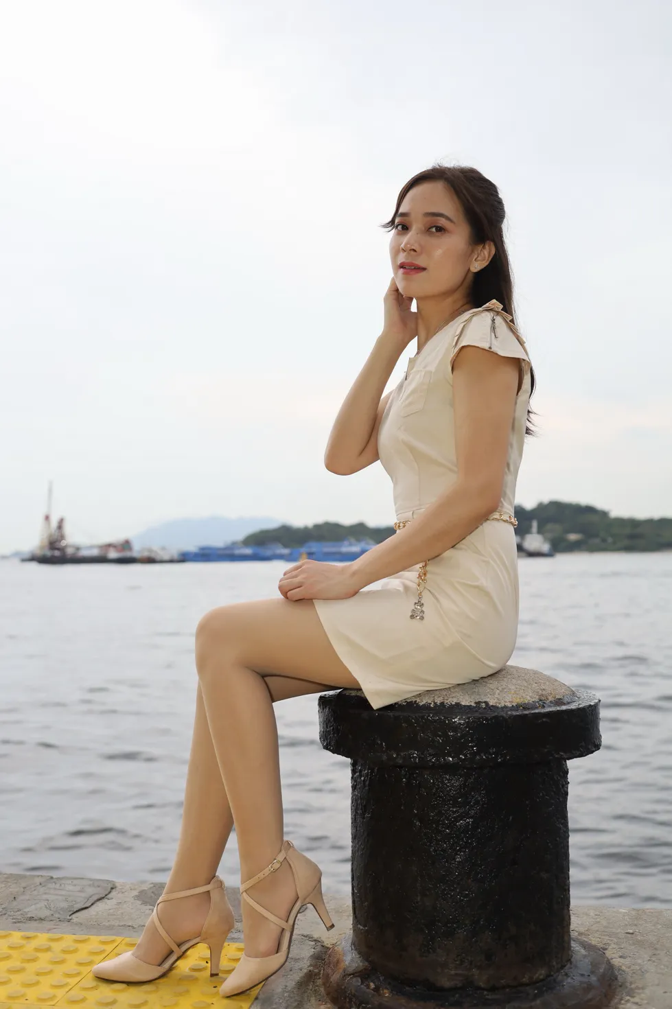 [Mzsock] NO.107 Vency Shen beige dress stockings high heels beautiful legs street photography#[70P]-65