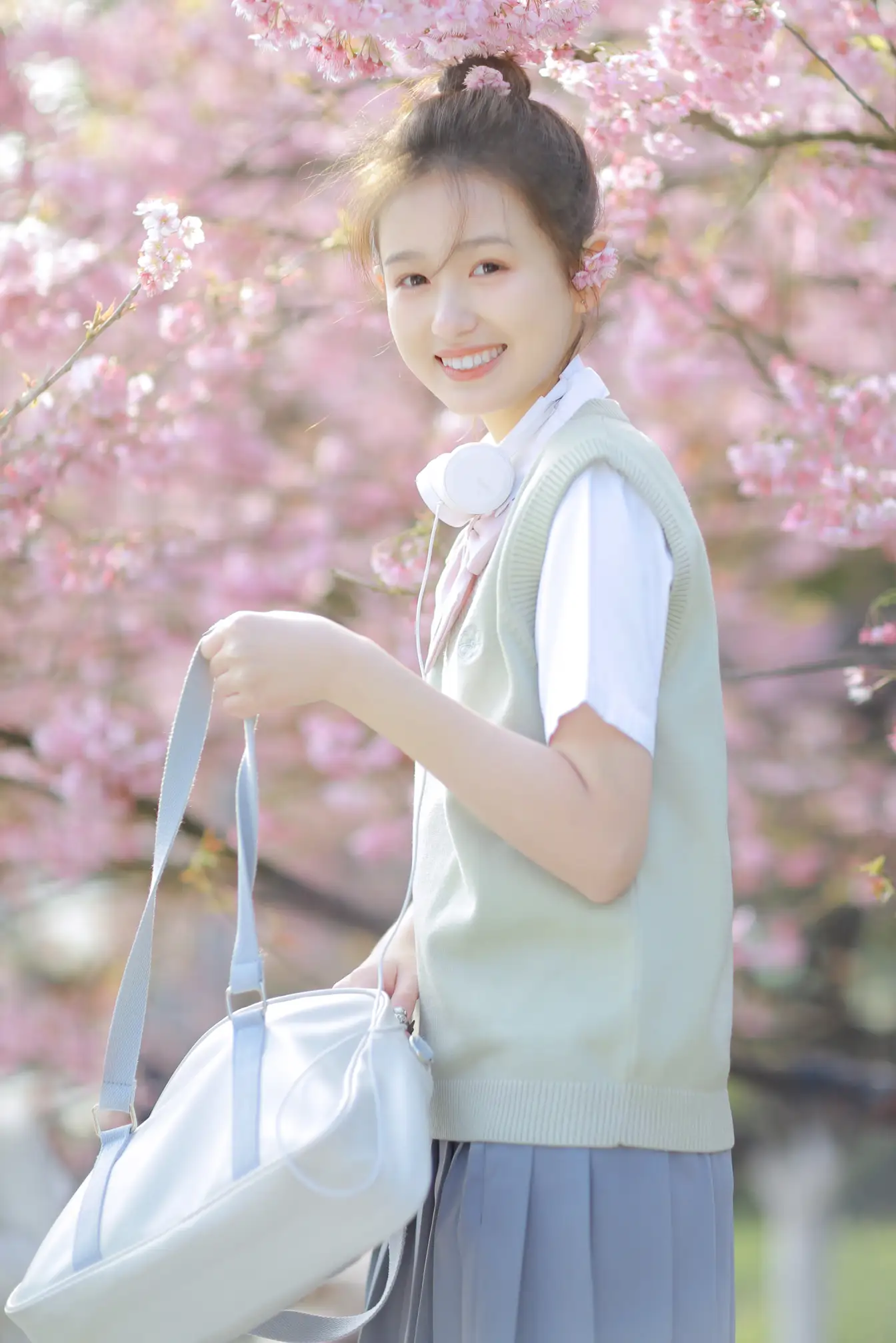 [YITUYU] 2022.05.11 Vol.854 – The heartbeat of spring under the cherry blossoms Rachel's happy life#[23P]-13