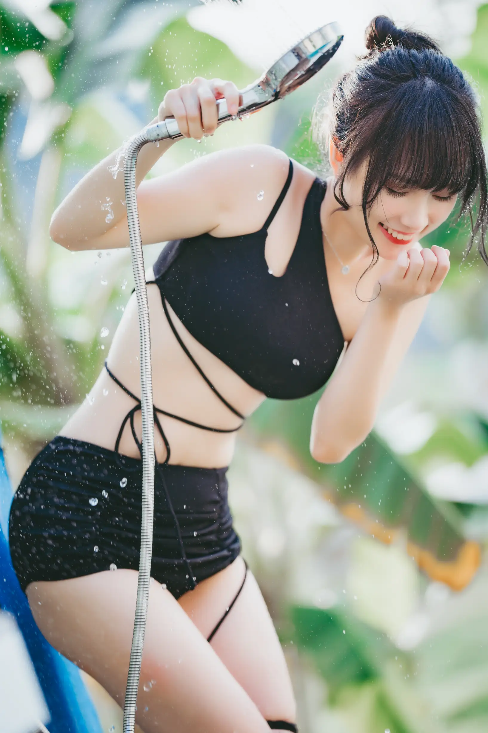 [YITUYU] 2022.09.01 Vol.1847 – Swimsuit time ginger flower#[22P]-10